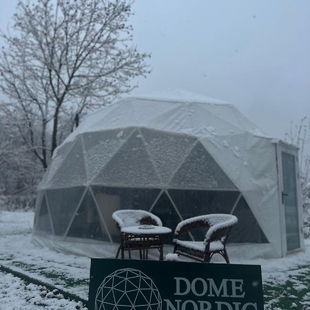 Hotel The Frog Glamping Horezu Esterno foto