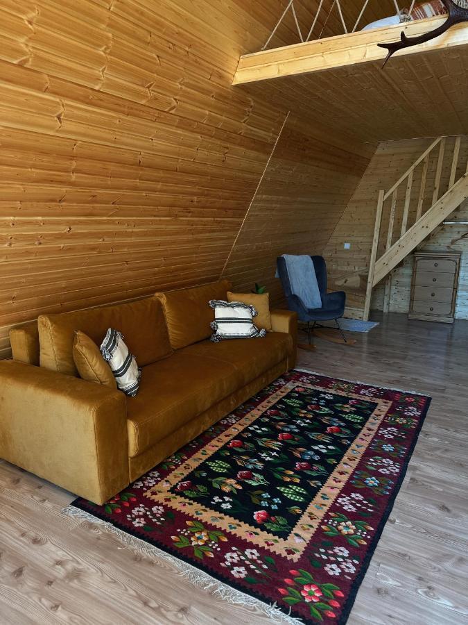 Hotel The Frog Glamping Horezu Esterno foto