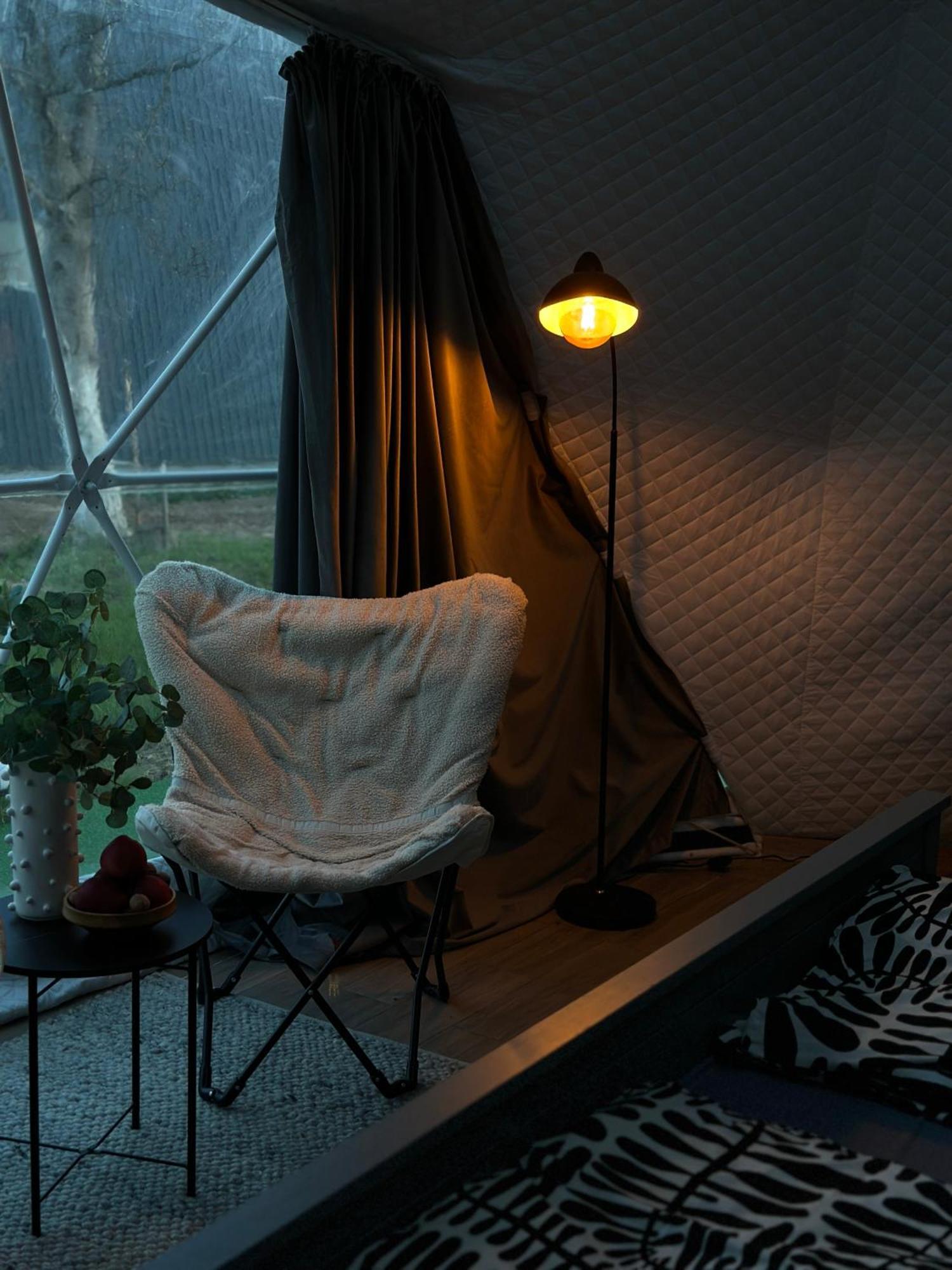 Hotel The Frog Glamping Horezu Esterno foto